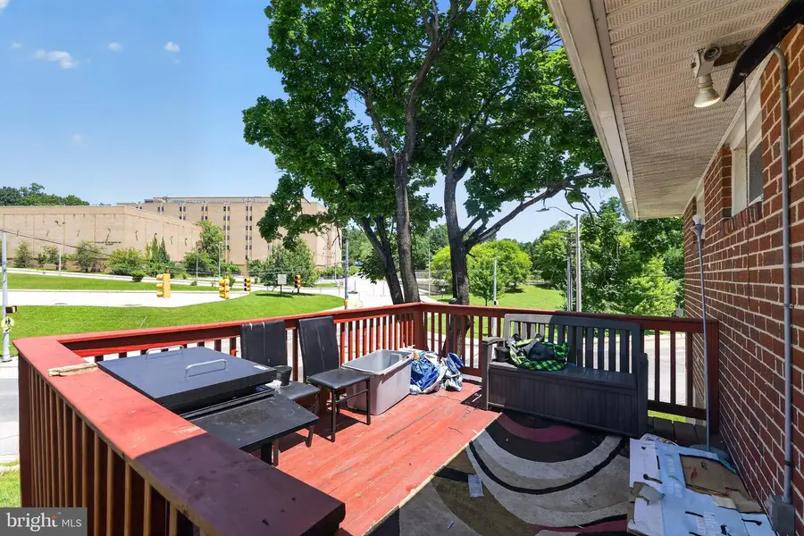 4583 Derby Manor Dr, Baltimore, MD 21215 - #2