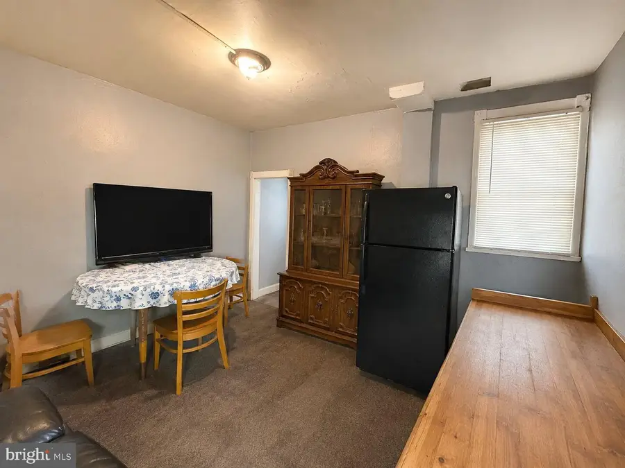 1546 N Carey St, Baltimore, MD 21217 - #3