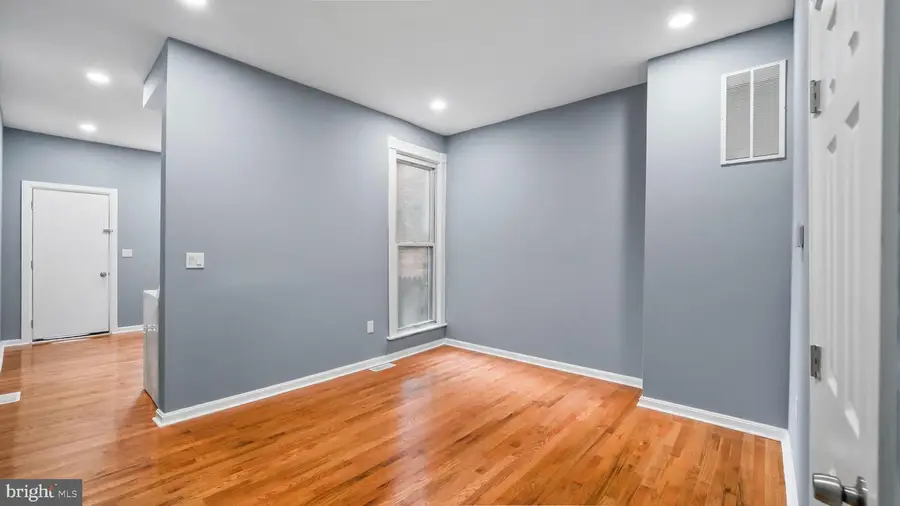 1919 Mosher St, Baltimore, MD 21217 - #3