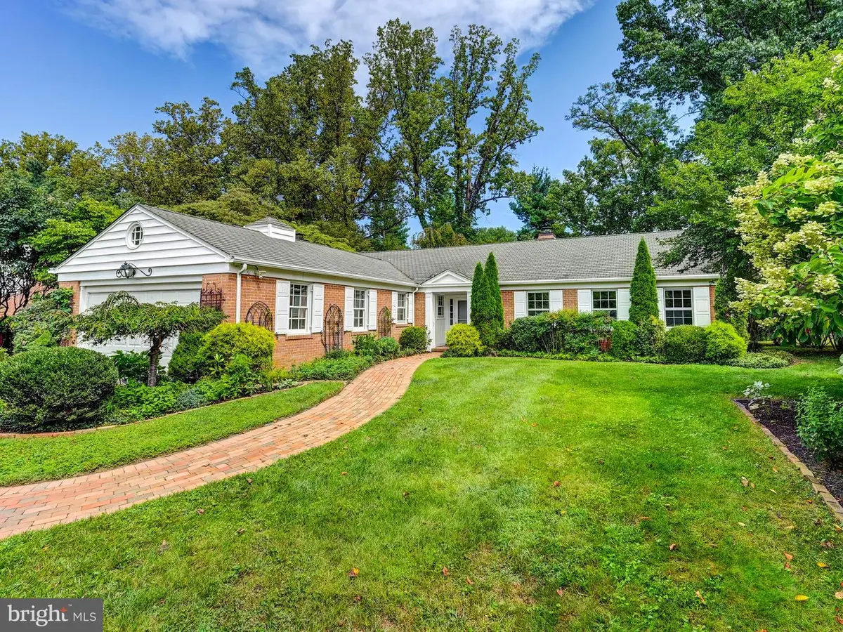 6009 Hunt Club Ln, Baltimore, MD 21210 - #1