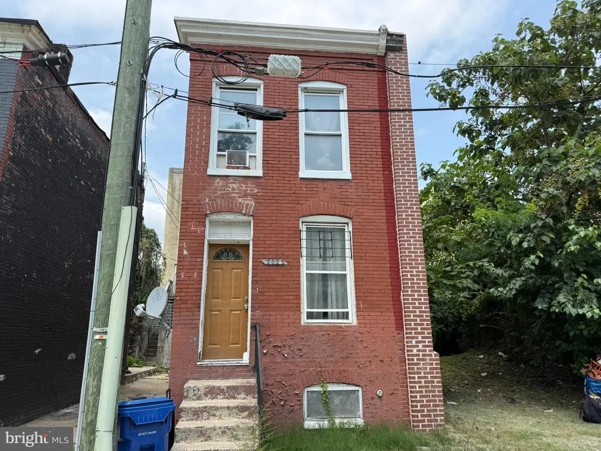 2022 Booth St, Baltimore, MD 21223 - #1