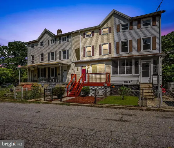 806 Darby St, BALTIMORE, MD 21211