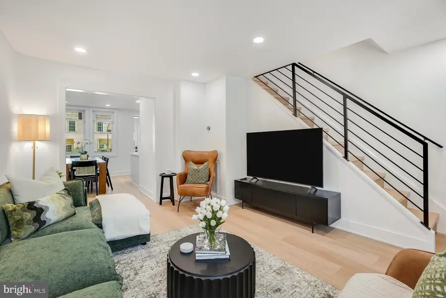 1237 Hull St #1, Baltimore, MD 21230 - #3