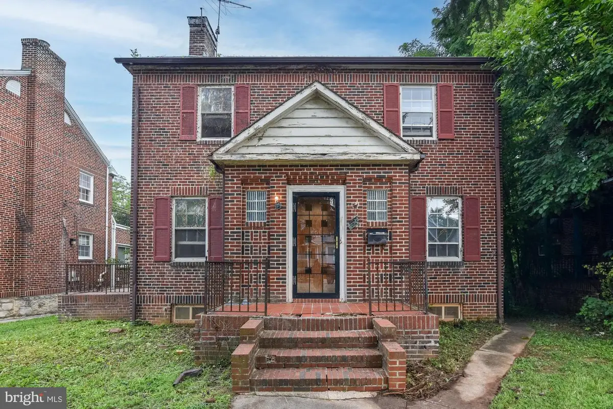 3309 Pinkney Rd, Baltimore, MD 21215 - #1