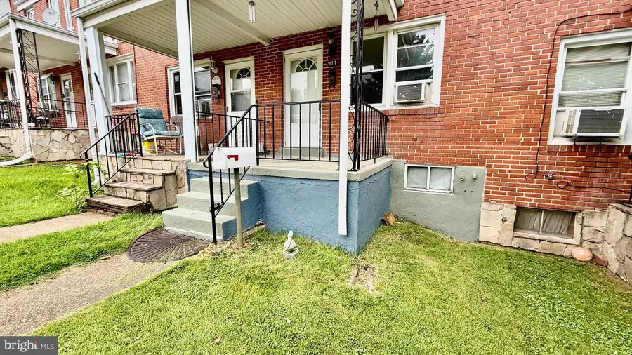 911 Rockhill Ave, Baltimore, MD 21229 - #3