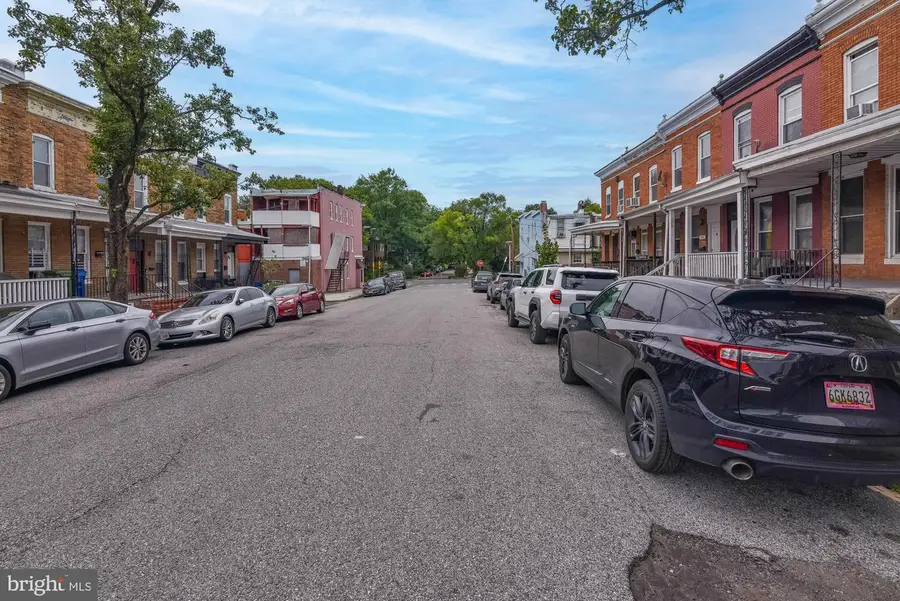 512 E 35th St, Baltimore, MD 21218 - #2