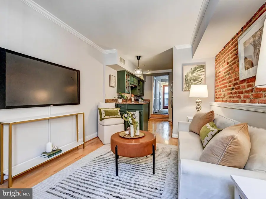 319 S Durham St, Baltimore, MD 21231 - #3