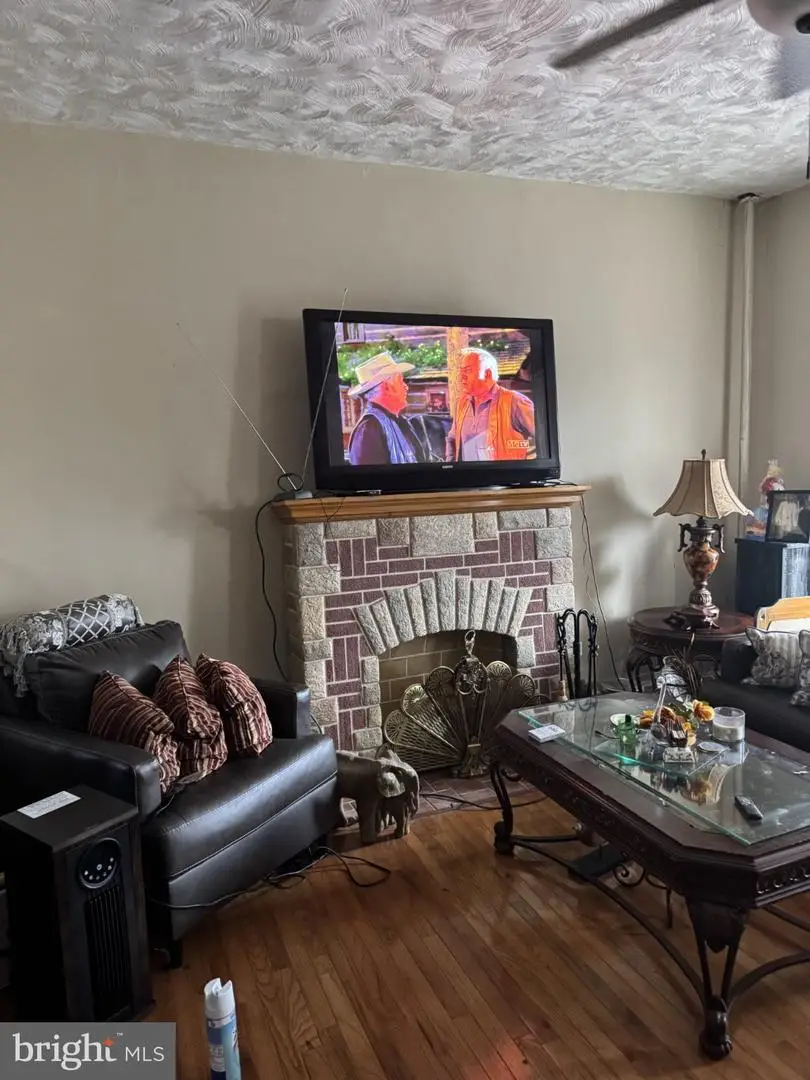 426 E 28th St, Baltimore, MD 21218 - #2
