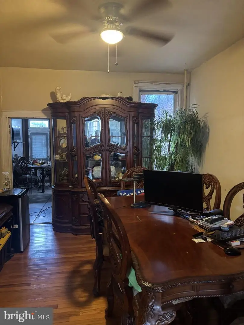 426 E 28th St, Baltimore, MD 21218 - #3