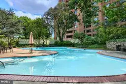 111d Cross Keys Rd #111d, BALTIMORE, MD 21210