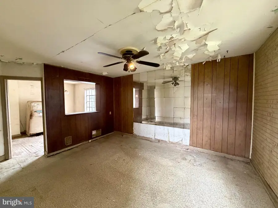 4909 Pembridge Ave, Baltimore, MD 21215 - #3