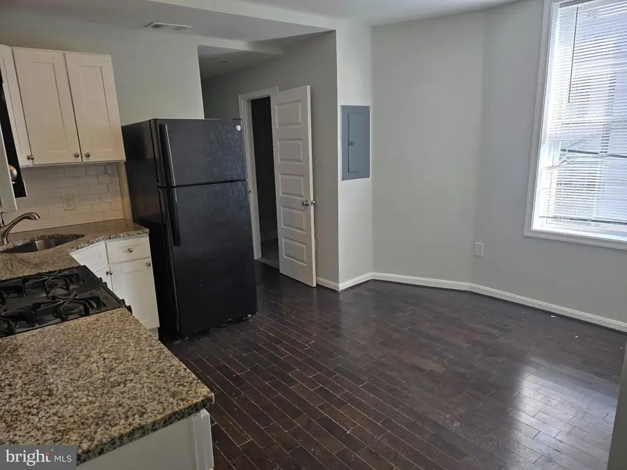 2402 Lakeview Ave, Baltimore, MD 21217 - #3