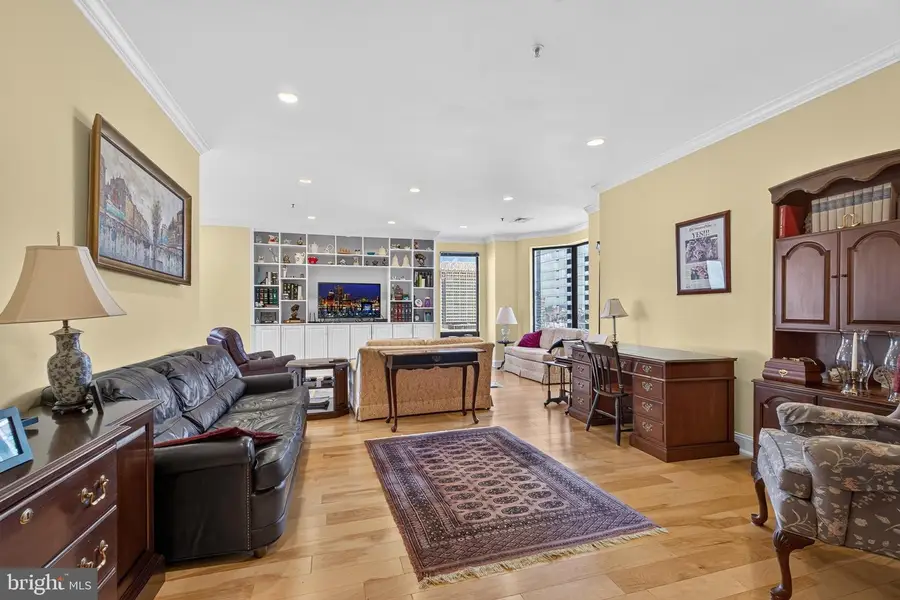 10 E Lee St #1709, Baltimore, MD 21202 - #2