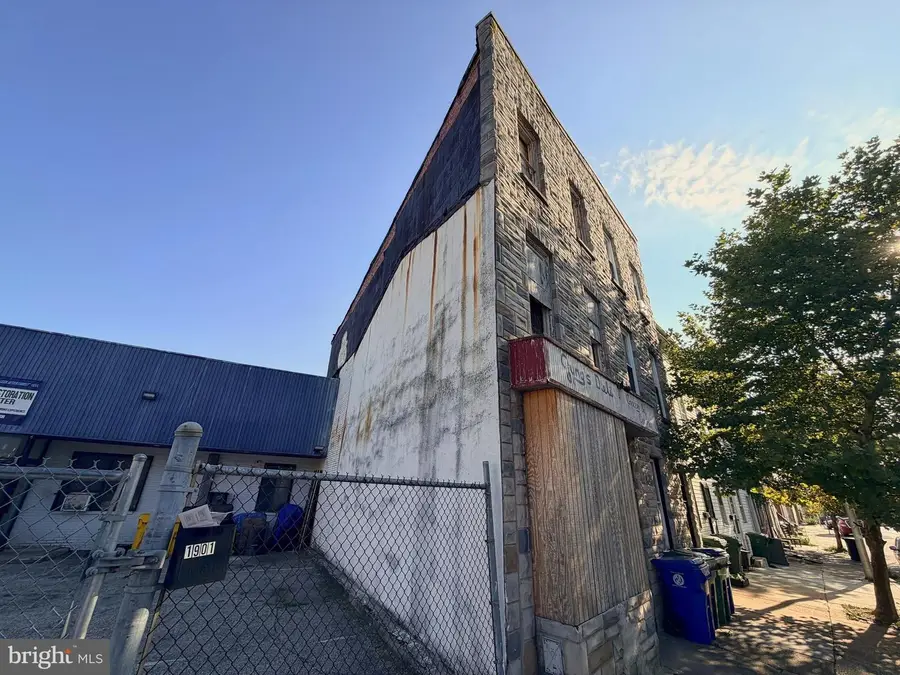 1909 Frederick Ave, Baltimore, MD 21223 - #3