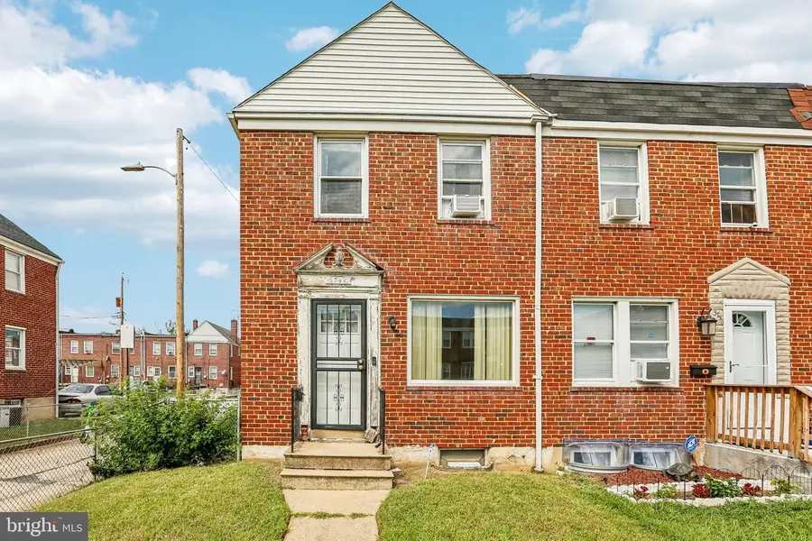 3748 Ravenwood Ave, Baltimore, MD 21213 - #2