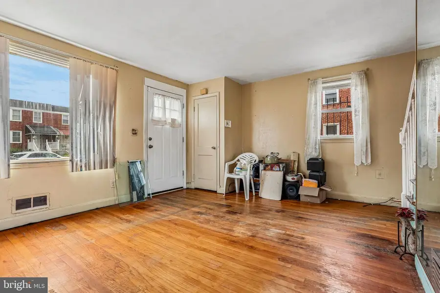 3748 Ravenwood Ave, Baltimore, MD 21213 - #3