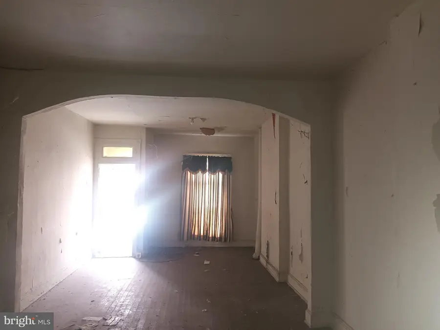 2691 Dulany St, Baltimore, MD 21223 - #3
