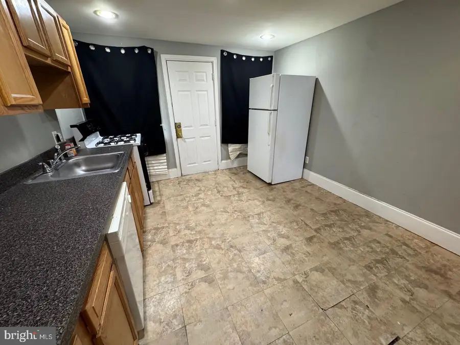 1139 Sargeant St, Baltimore, MD 21223 - #3