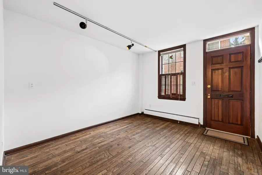 204 E Churchill St, Baltimore, MD 21230 - #3