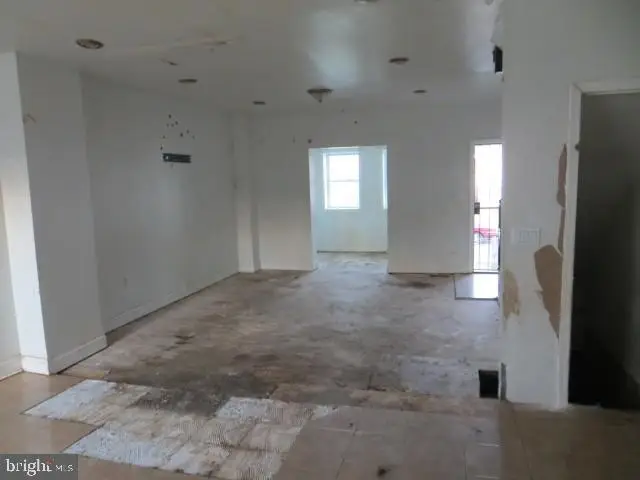 3902 W Garrison Ave, Baltimore, MD 21215 - #3