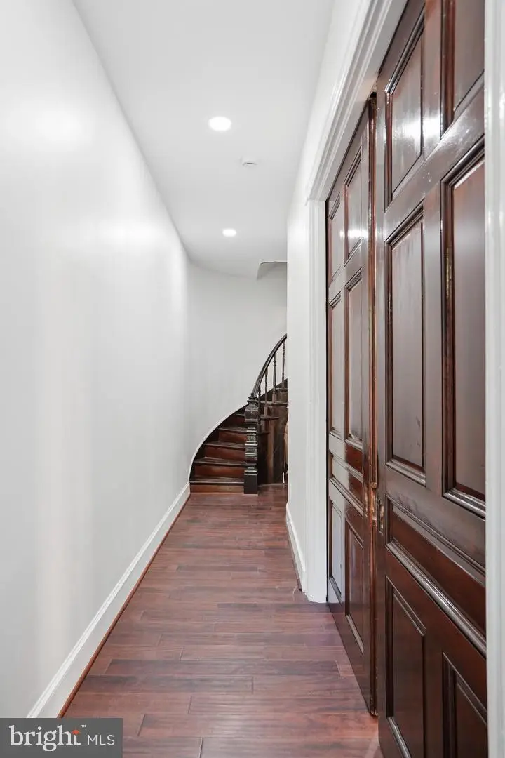 1526 Mcculloh St, Baltimore, MD 21217 - #2