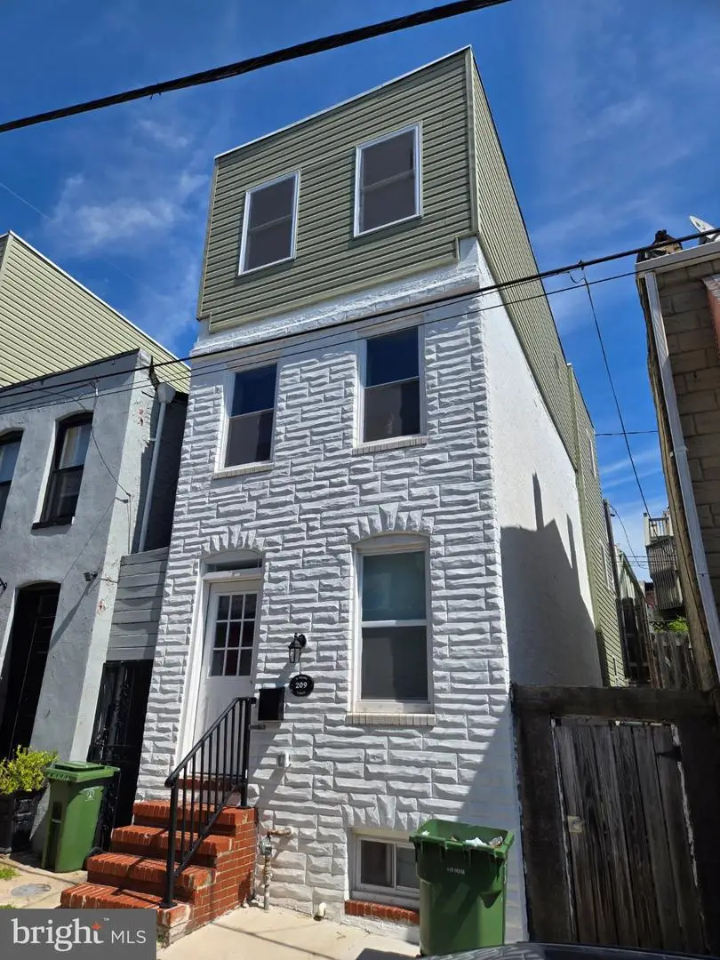 209 S Chapel St, Baltimore, MD 21231 - #2