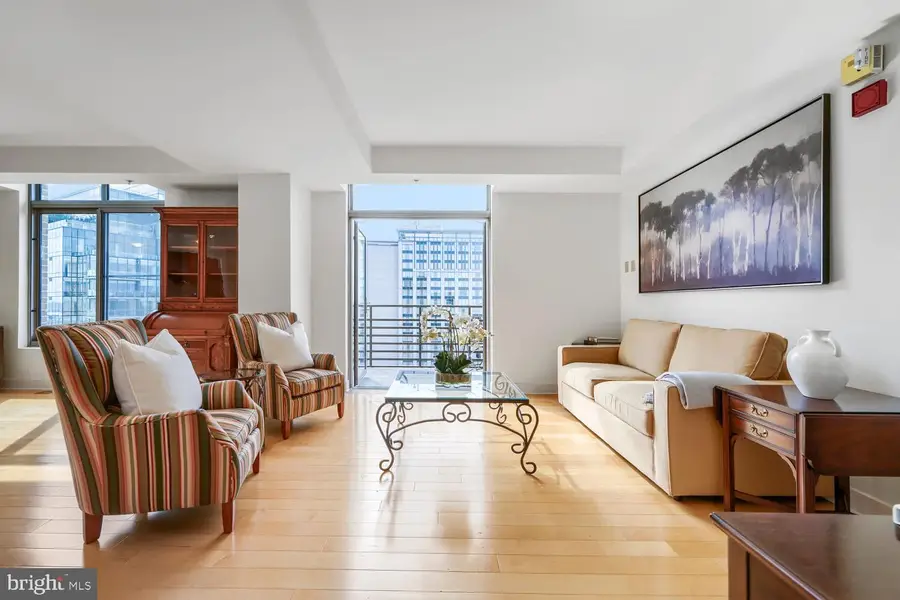 675 President St #2702, Baltimore, MD 21202 - #2