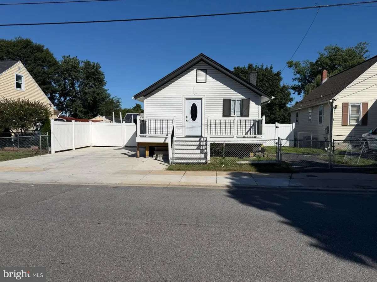 406 Orchard Ave, Baltimore, MD 21225 - #1