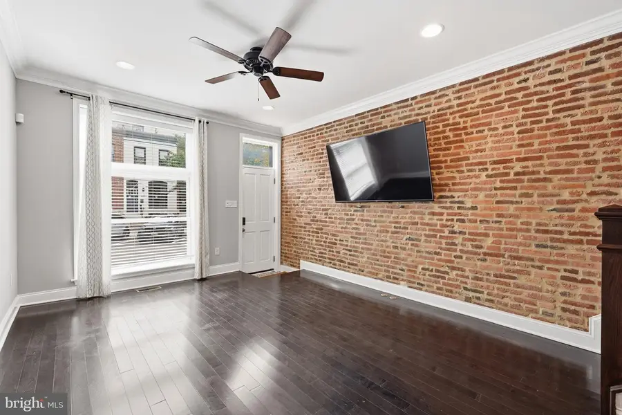 322 S Clinton St, Baltimore, MD 21224 - #3