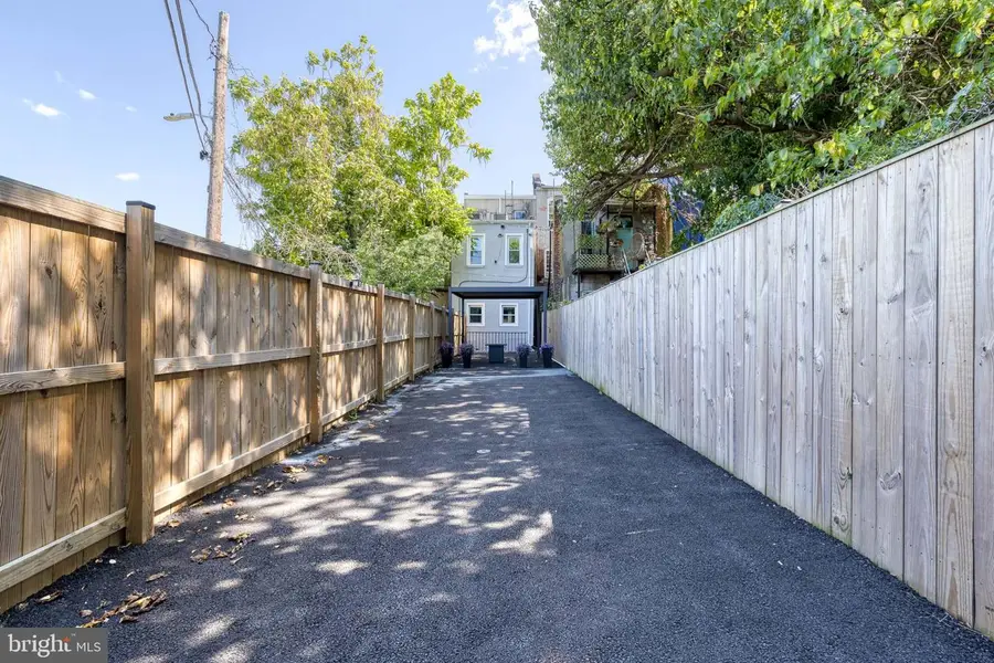 2258 Brookfield Ave, Baltimore, MD 21217 - #2