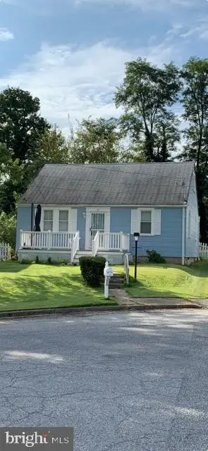 22 Village Rd, PIKESVILLE, MD 21208