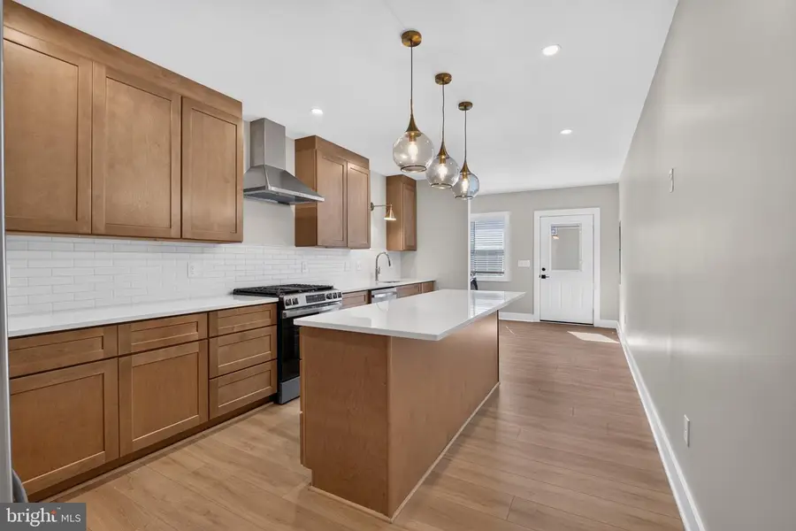 909 Eastern Ave, Baltimore, MD 21202 - #2