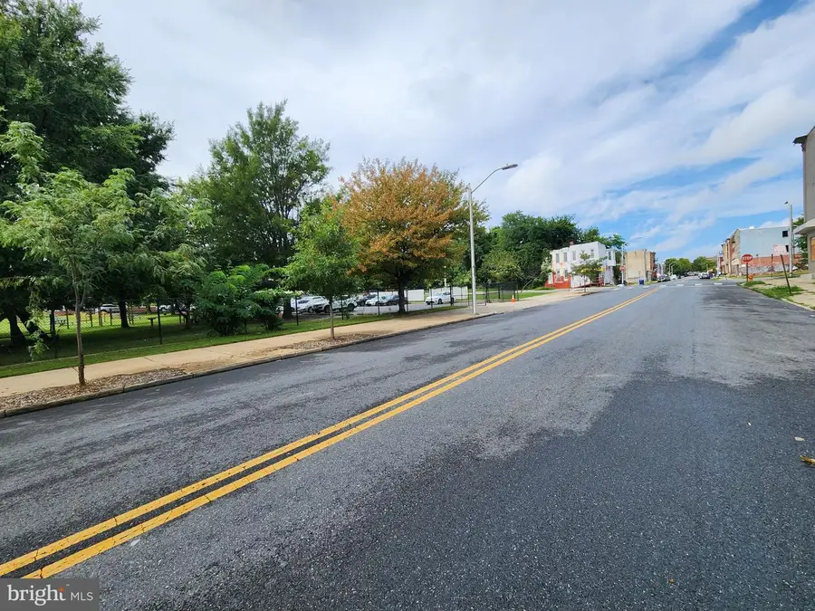 819 N Calhoun St, Baltimore, MD 21217 - #3