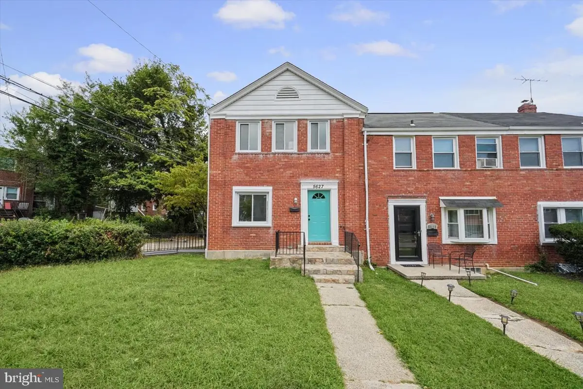 5627 Clearspring Rd, Baltimore, MD 21212 - #1