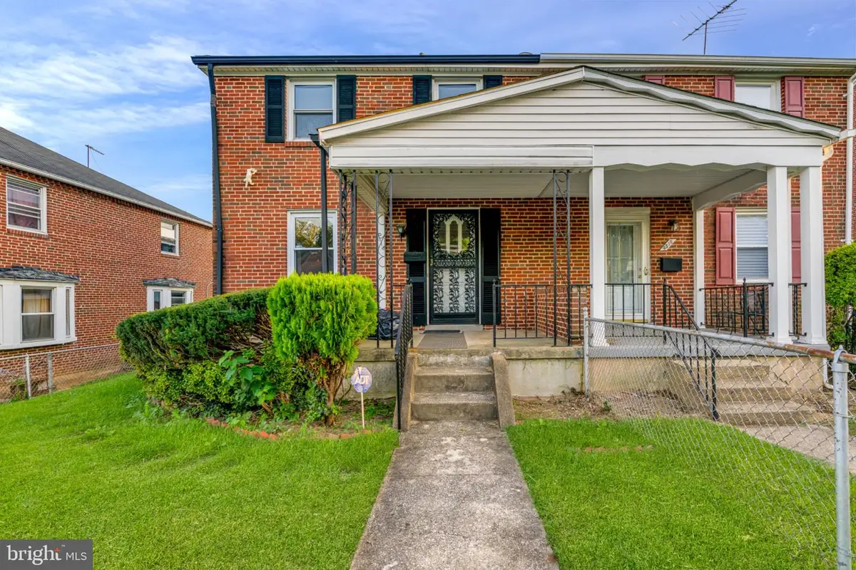 4513 Rokeby Rd, Baltimore, MD 21229 - #1