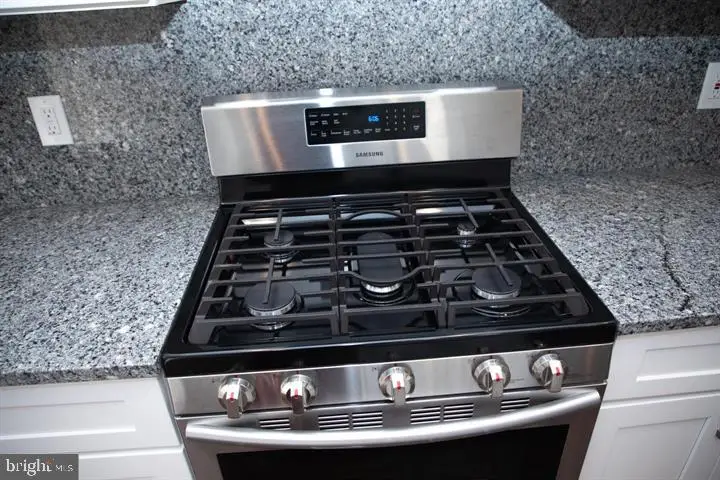 437 Lorraine Ave E, Baltimore, MD 21218 - #3