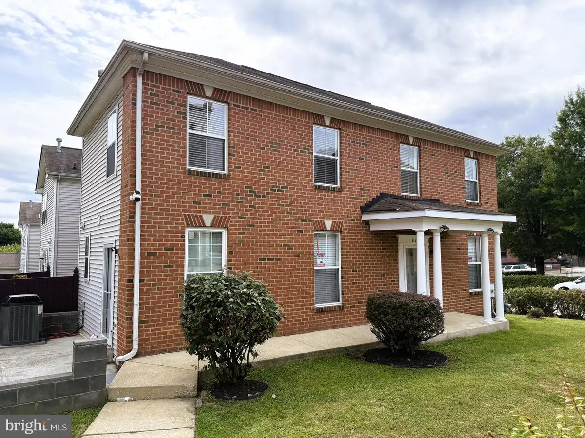 605 N Fremont Ave N, Baltimore, MD 21201 - #1