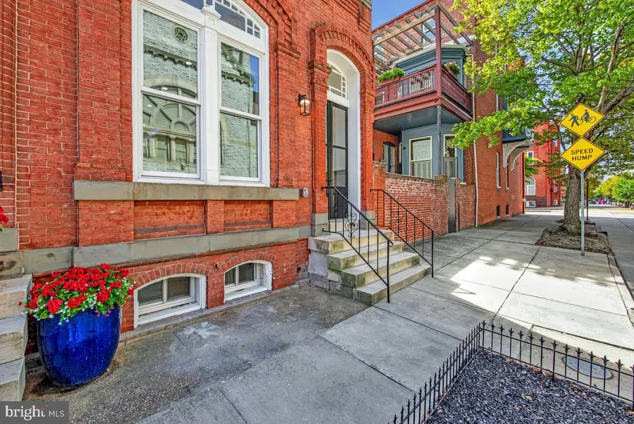 345 Robert St, Baltimore, MD 21217 - #3