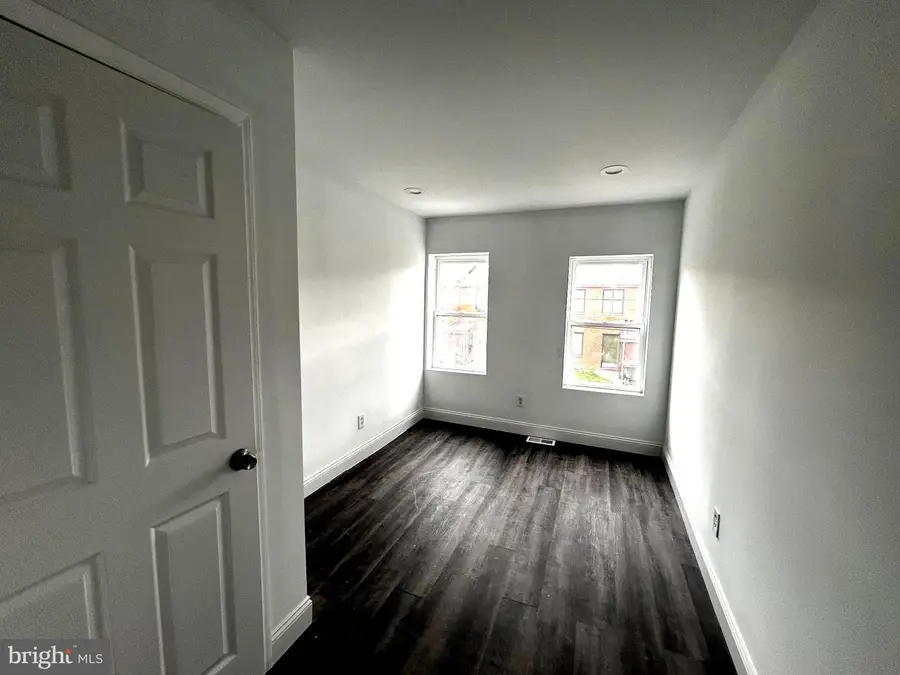 1519 Holbrook St, Baltimore, MD 21202 - #2
