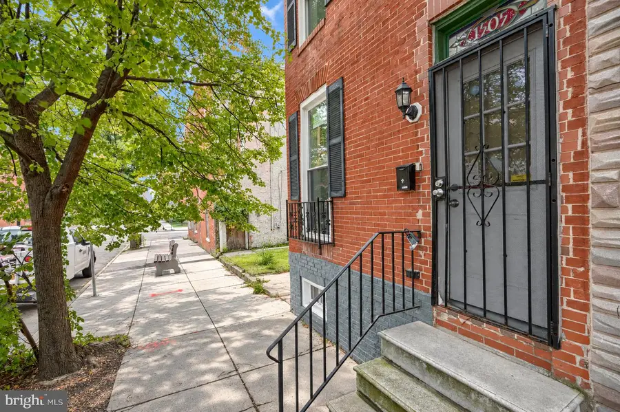 1505 W Pratt St, Baltimore, MD 21223 - #2
