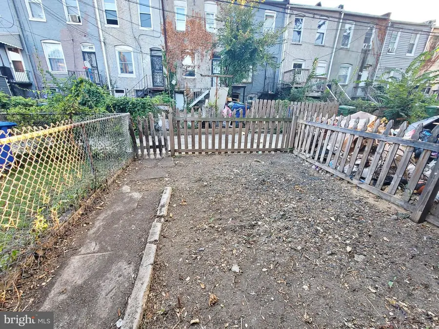 2741 W Fairmount Ave, Baltimore, MD 21223 - #3