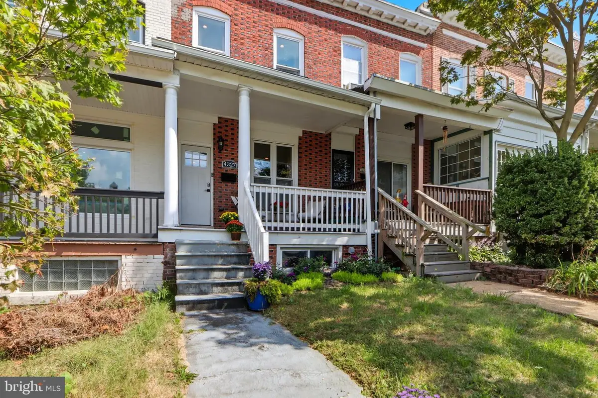 4327 Falls Rd, Baltimore, MD 21211 - #1