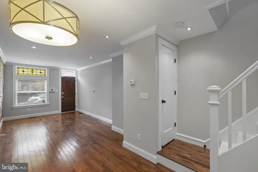 832 S Milton Ave, Baltimore, MD 21224 - #3