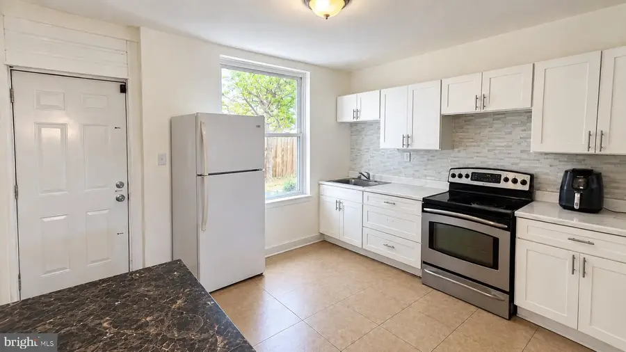 521 N Longwood St, Baltimore, MD 21223 - #3