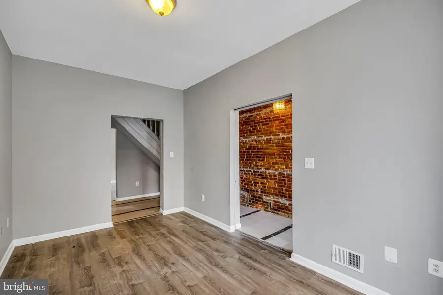 2110 Homewood Ave, Baltimore, MD 21218 - #3