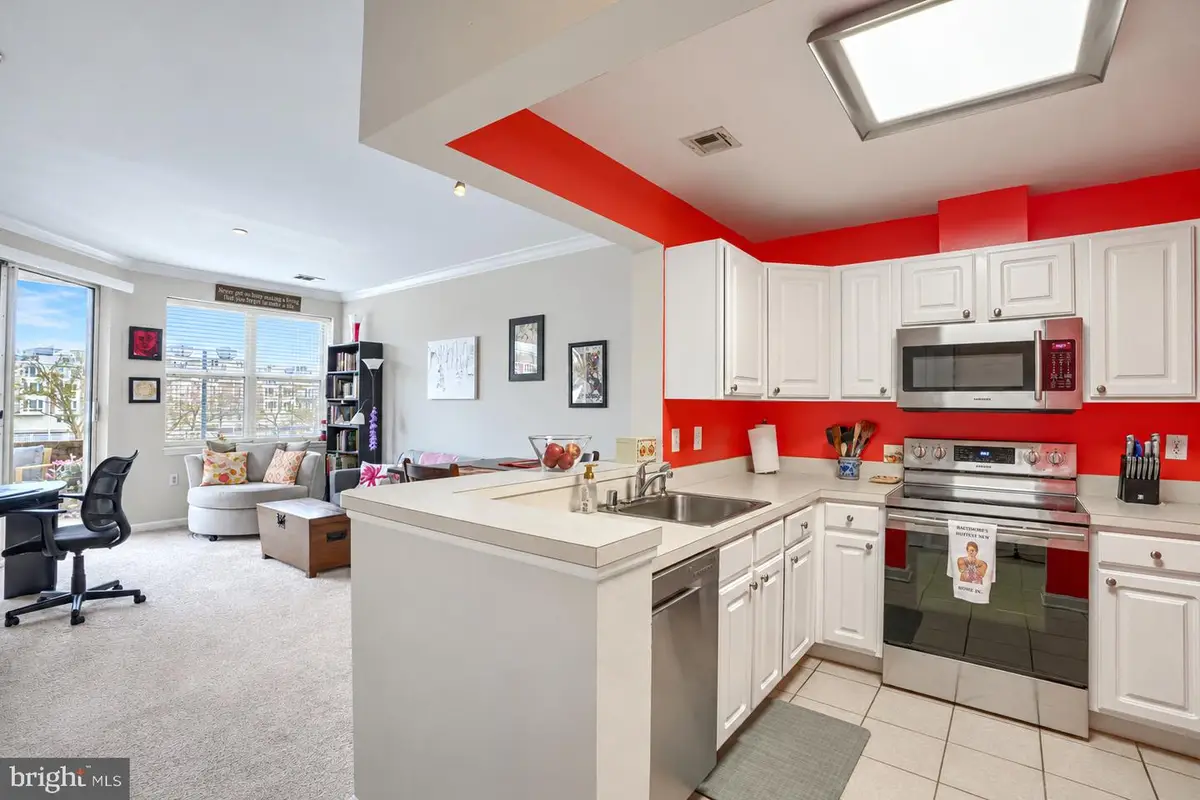 23 Pierside Dr #127, Baltimore, MD 21230 - #1