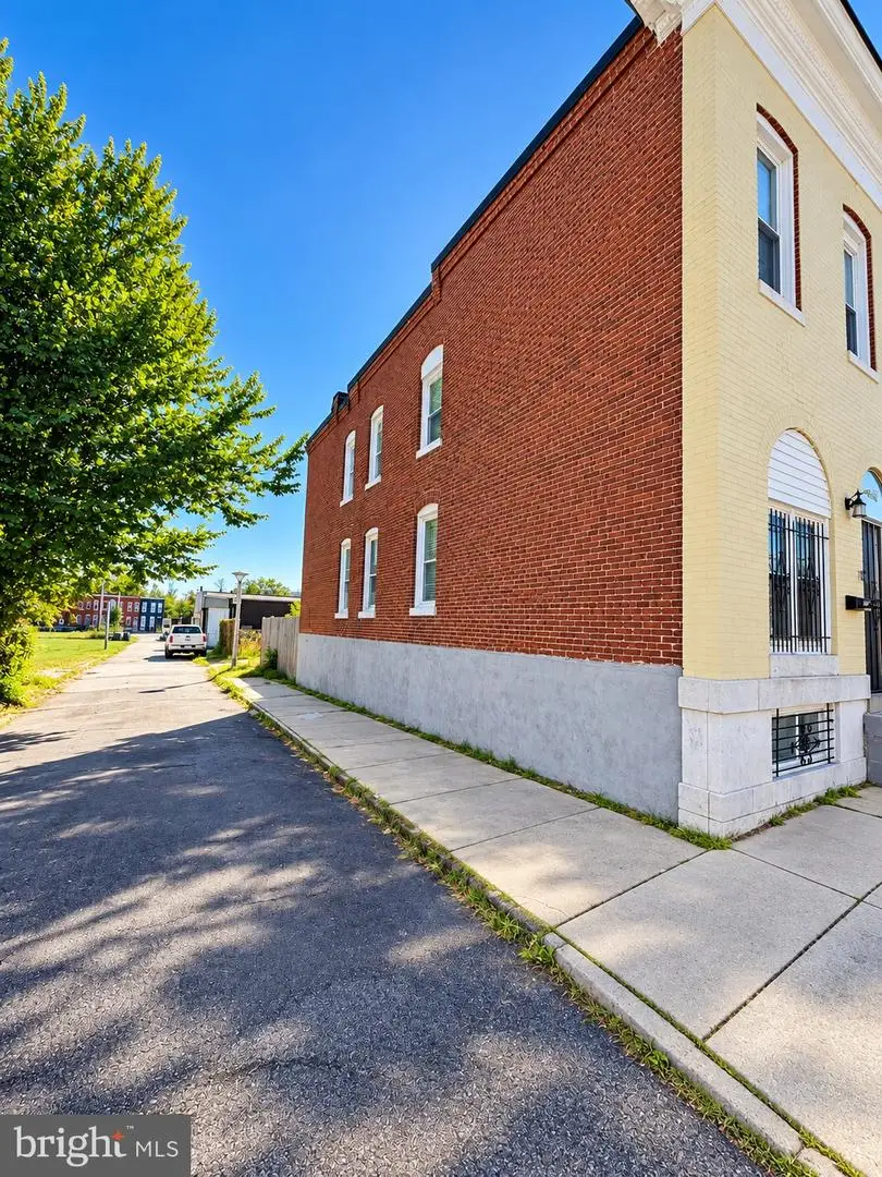 2421 E Hoffman St, Baltimore, MD 21213 - #2