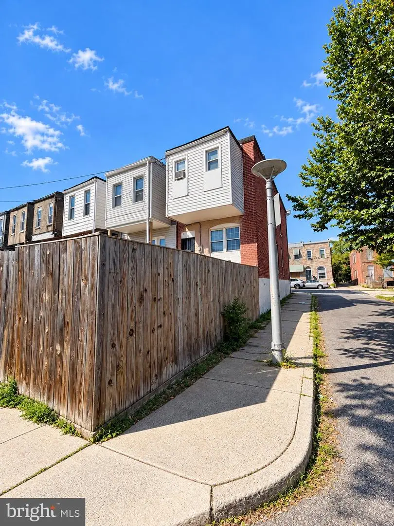 2421 E Hoffman St, Baltimore, MD 21213 - #3
