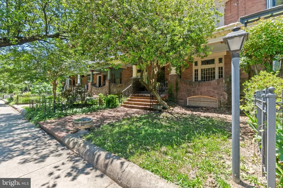 2744 N Calvert St, Baltimore, MD 21218 - #2