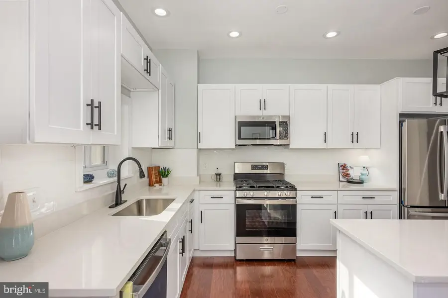 2621 E Monument St, Baltimore, MD 21205 - #2